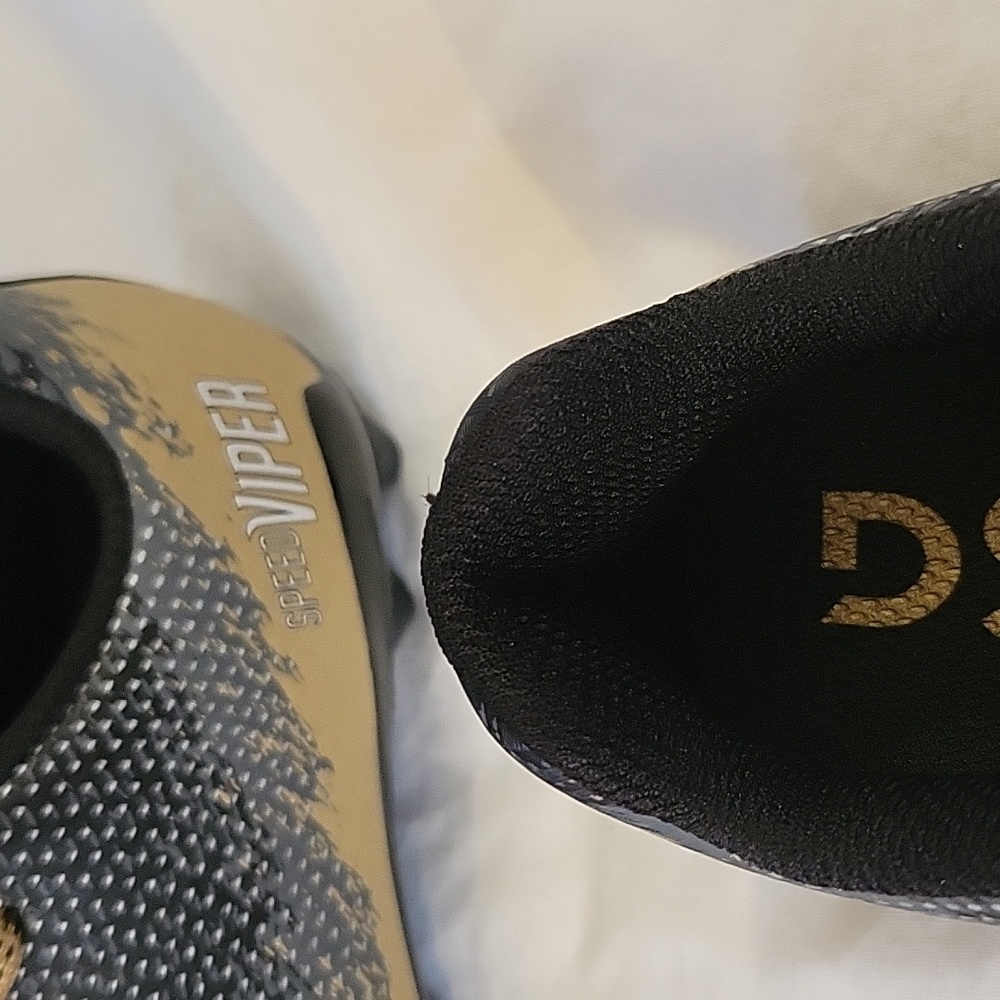DSG kids viper speed cleats size 11k - Picture 7 of 11